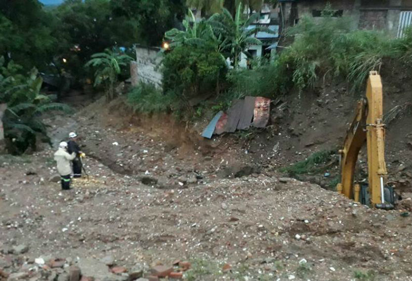 Avalancha en Girardot Avalancha en Girardot
