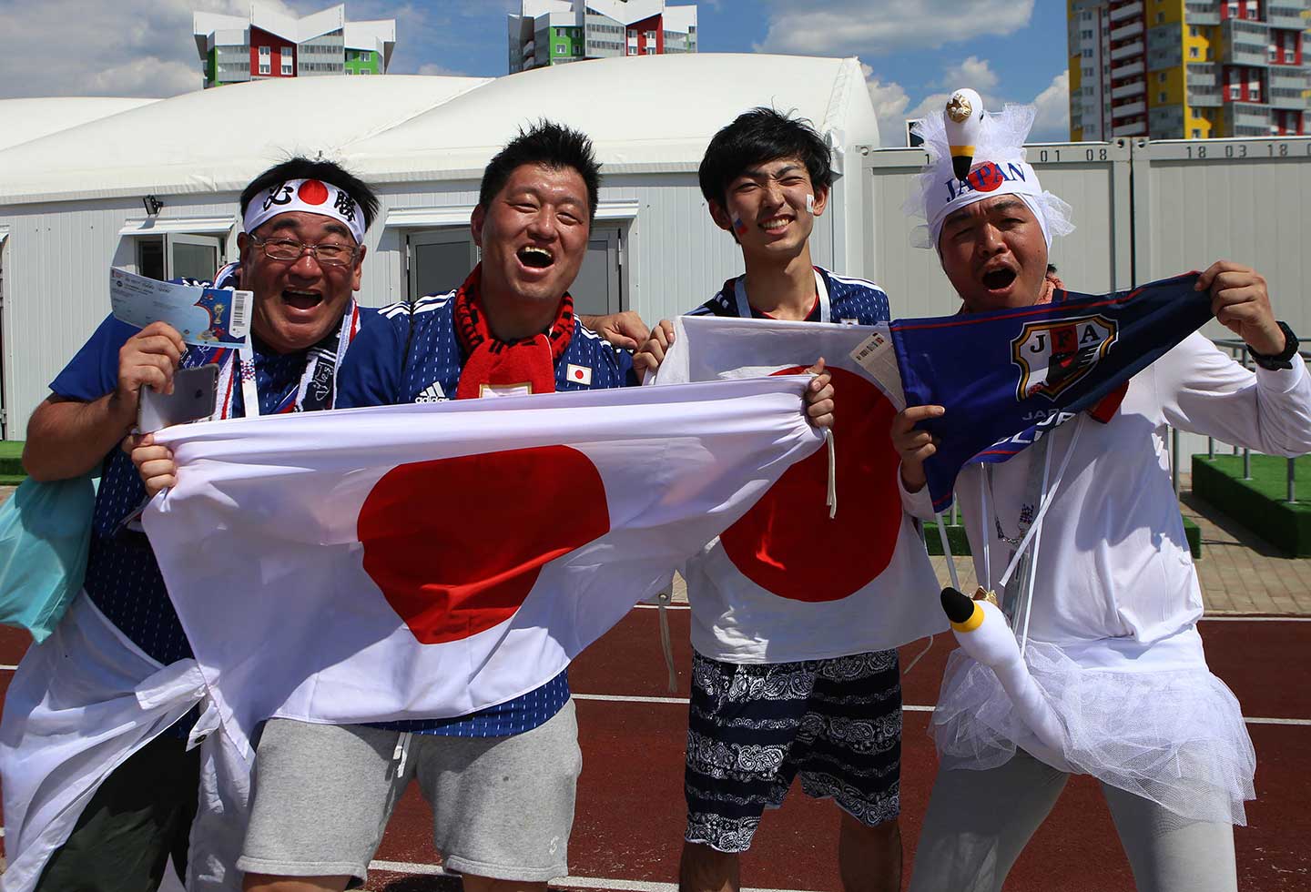 Hinchas japoneses en Saranks