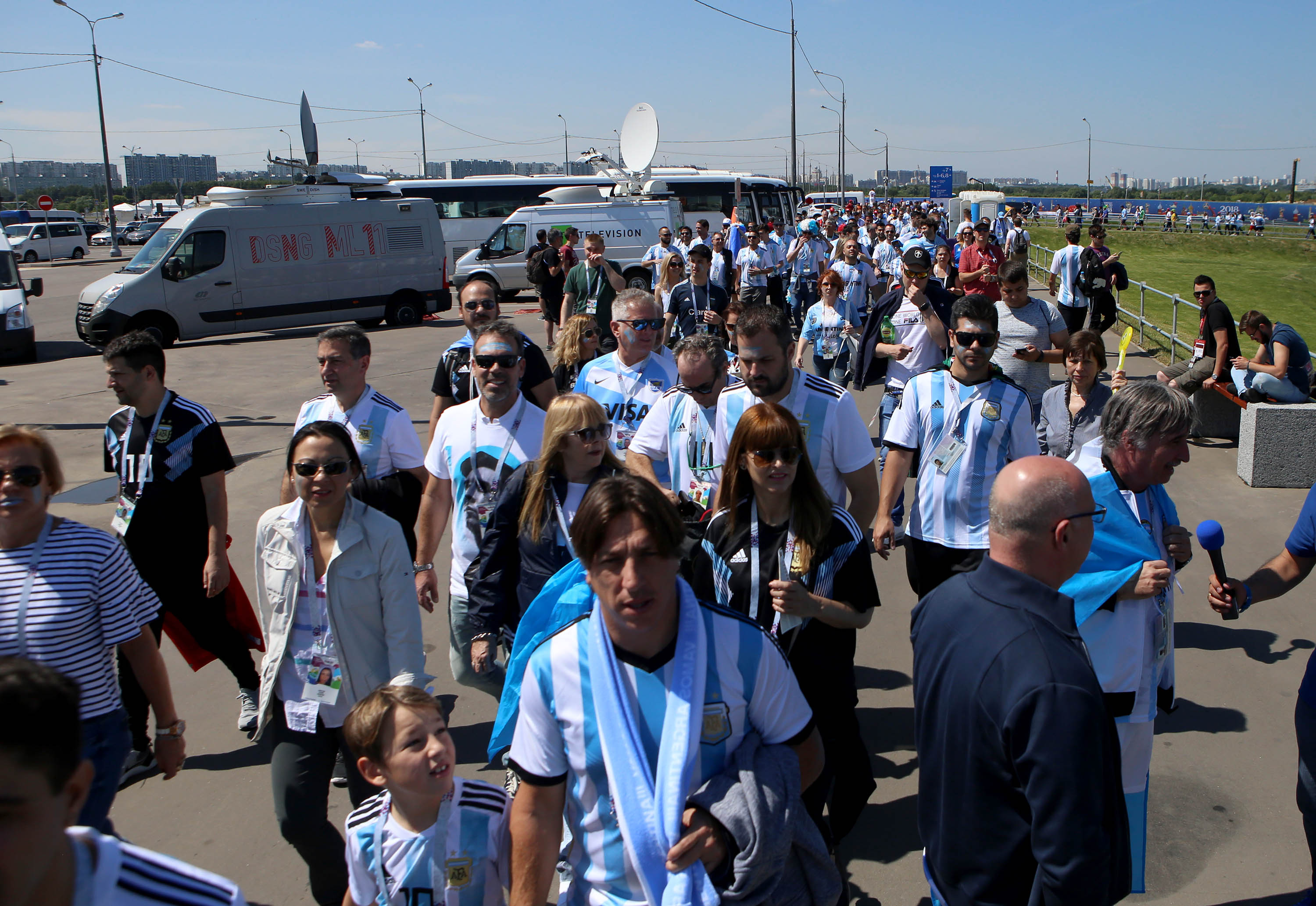 Argentinos se apoderan de las calles de Moscú antes del encuentro Argentina Vs Islandia
