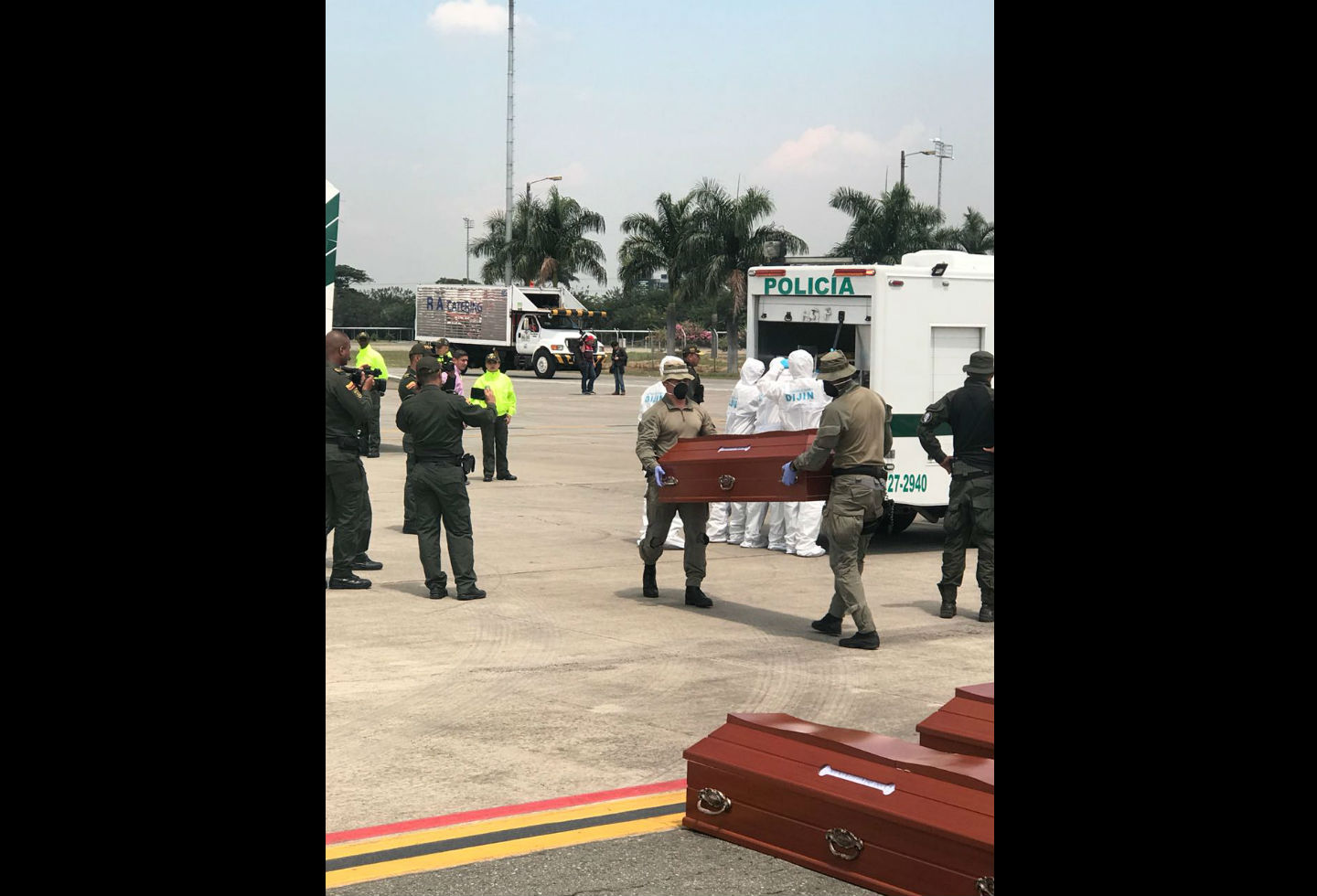 Cuerpos que serían de periodistas ecuatorianos Cuerpos que serían de periodistas ecuatorianos