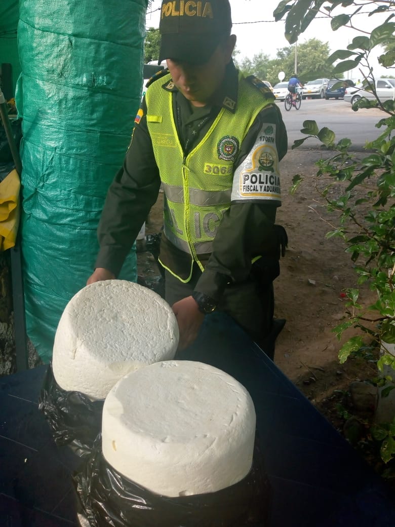 El queso costeño de contrabando tiene en alerta a la región caribe del país.