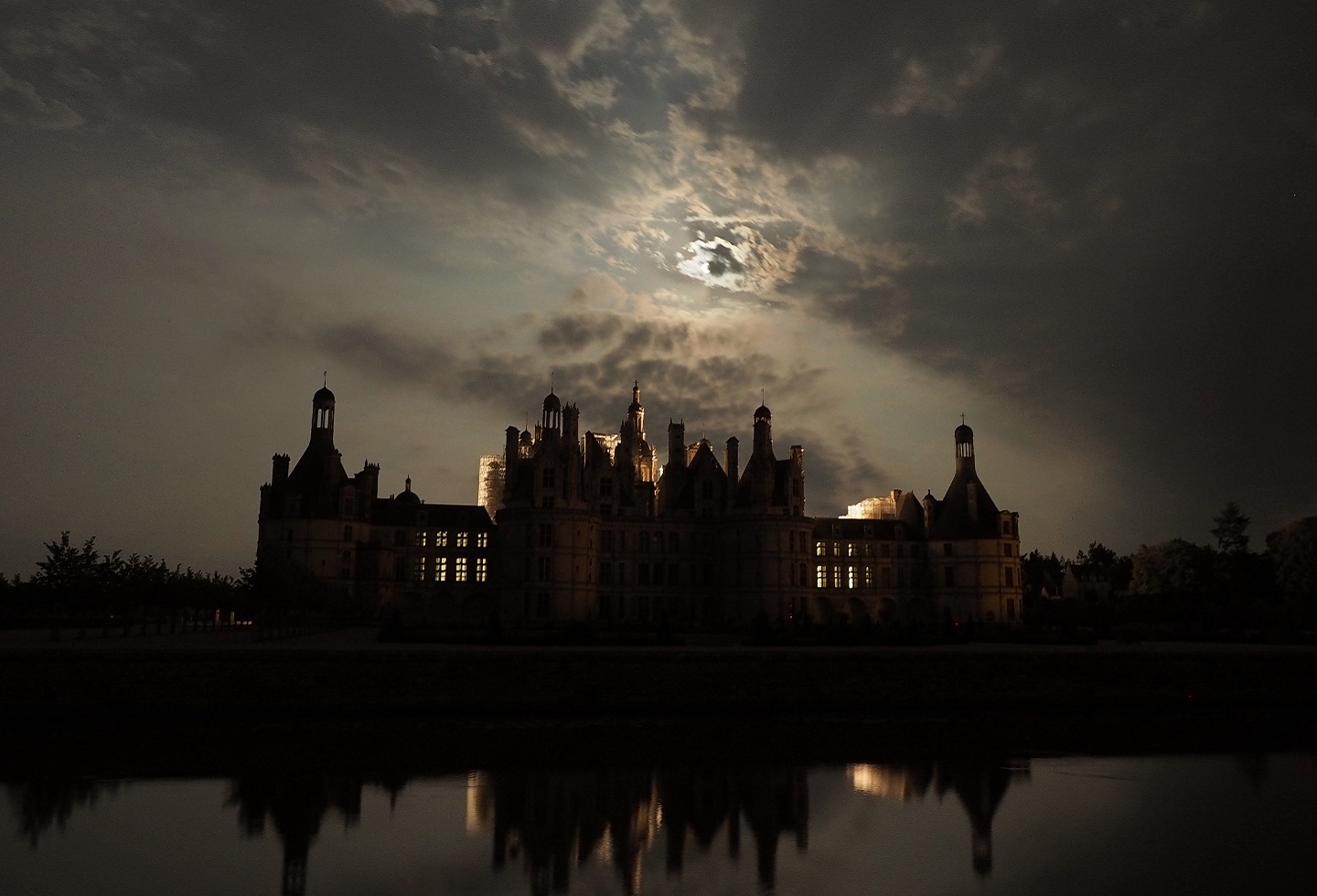 Eclipse en Chambord, Francia