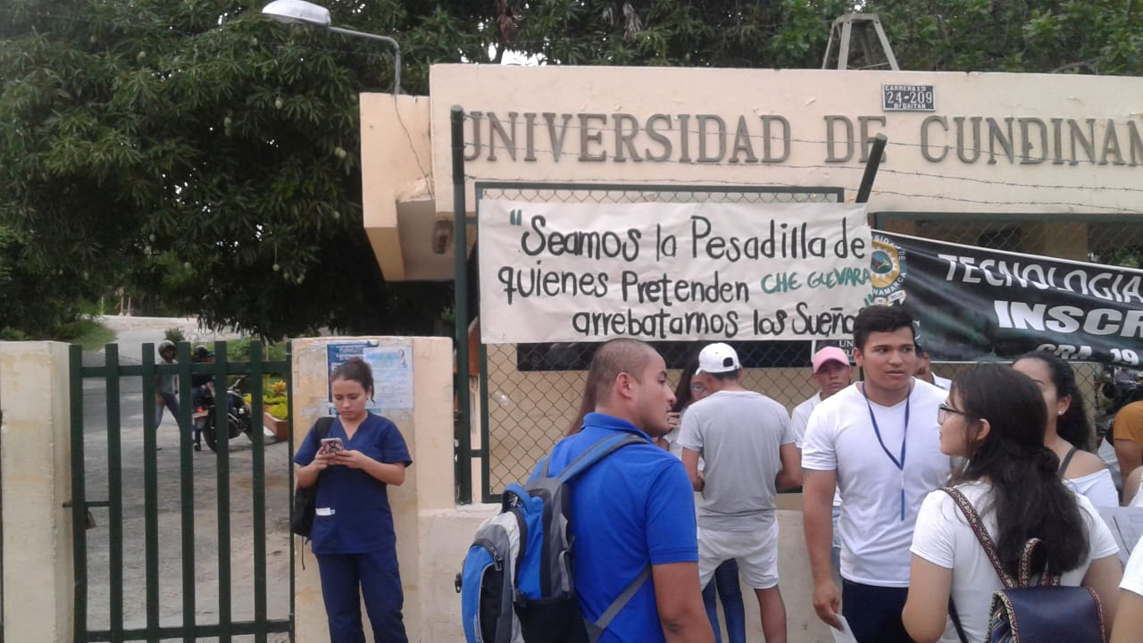Movilizaciones estudiantiles en Girardot