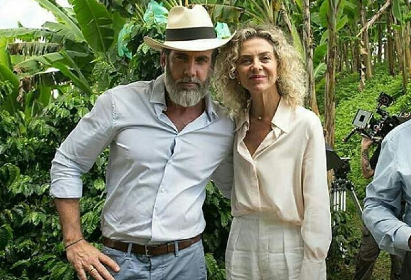 La actriz colombiana se toma Netflix con una producción cargada con bastante erotismo.