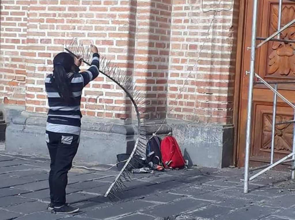 La comunidad registró el intento de inflación de los artefactos contra las palomas