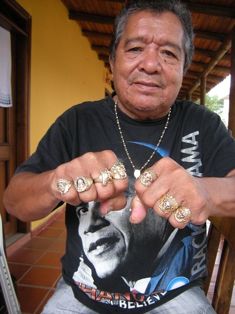 Pastor López