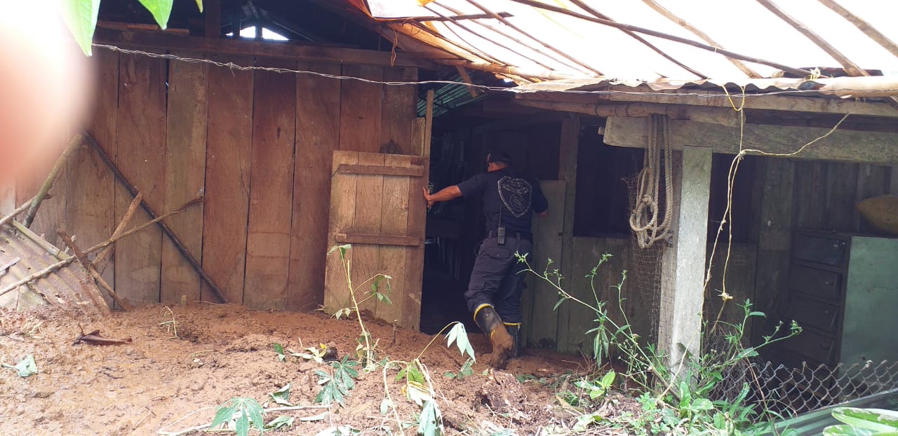 Así quedaron algunas de las viviendas afectadas en Otanche (Boyacá), por los deslizamientos de tierra.