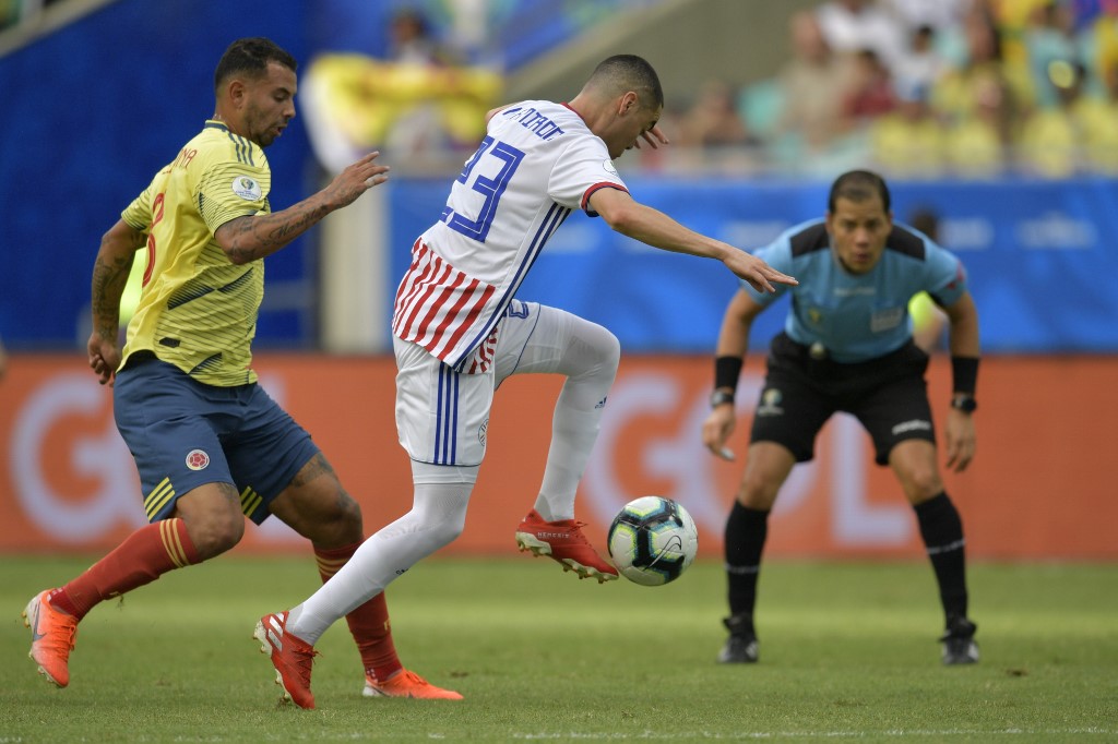 Edwin Cardona con la Selección Colombia ante Paraguay
