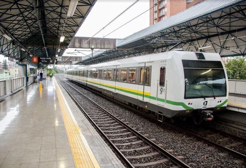 Capturan a cuatro personas por actos obscenos en el Metro | RCN Radio Capturan a cuatro personas por actos obscenos en el Metro | RCN Radio