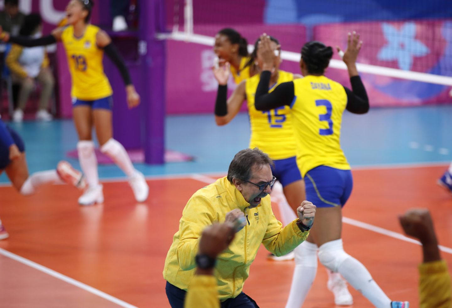 Un 2-2 en los set alcanzó a ilusionar a los colombianos con la medalla de oro.