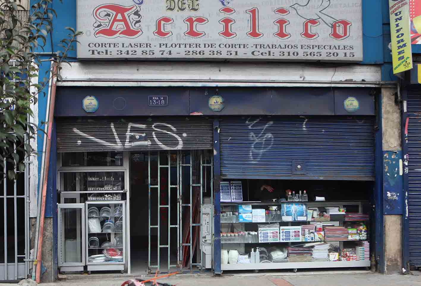 Violación de cuarentena en Bogotá en comercio / coronavirus en Colombia