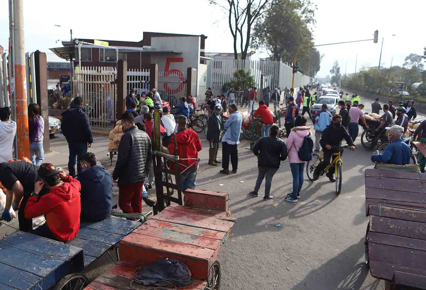 Corabastos, en medio de caos en cuarentena obligatoria en Kennedy / coronavirus en Colombia