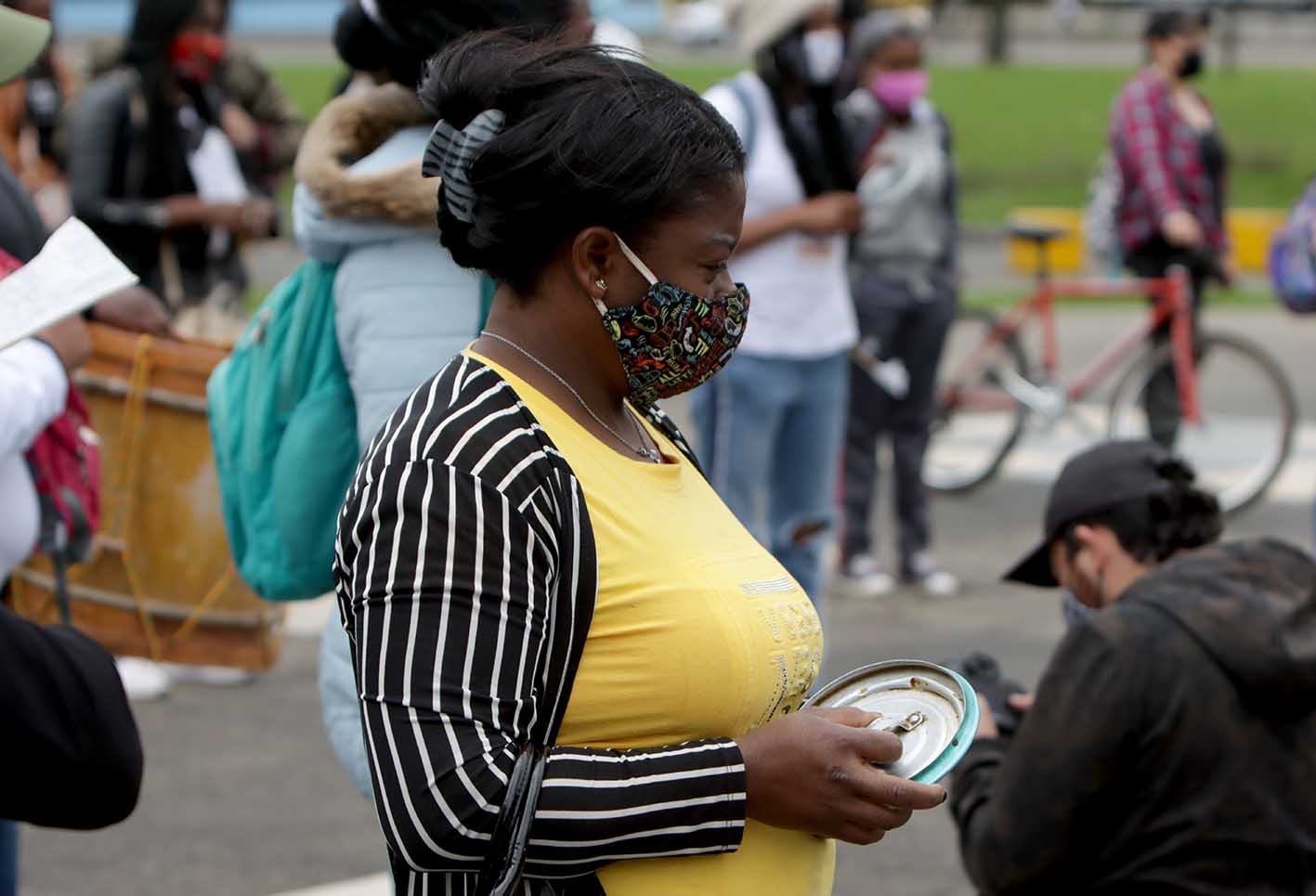 Protestas en la Fiscalía por masacres en Colombia.