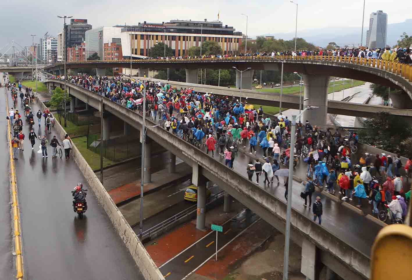 Paro nacional 5 de mayo: manifestantes marcharon por calles de Bogotá