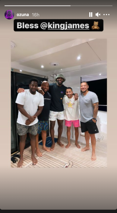 Ozuna y LeBron James