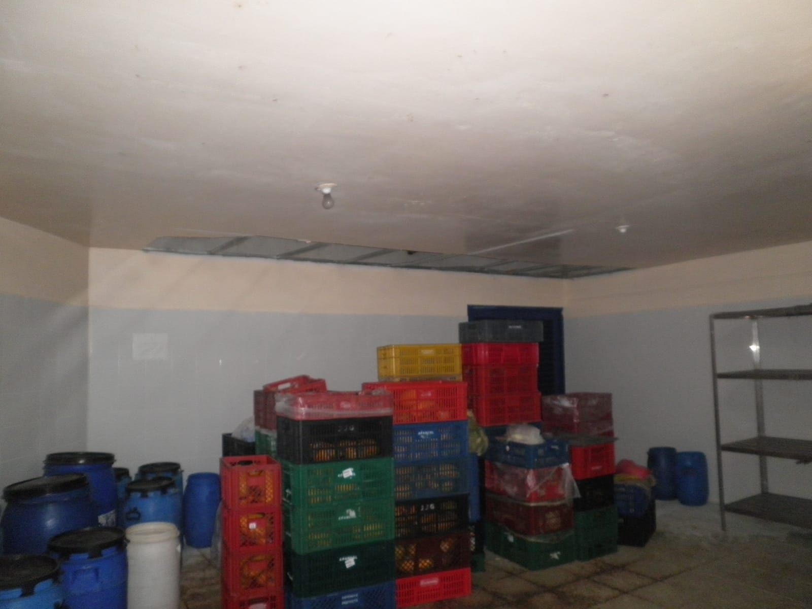 Así estaban las instalaciones de almacenamiento y preparación de alimentos.