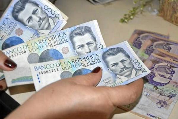 Finanzas - billetes colombianos