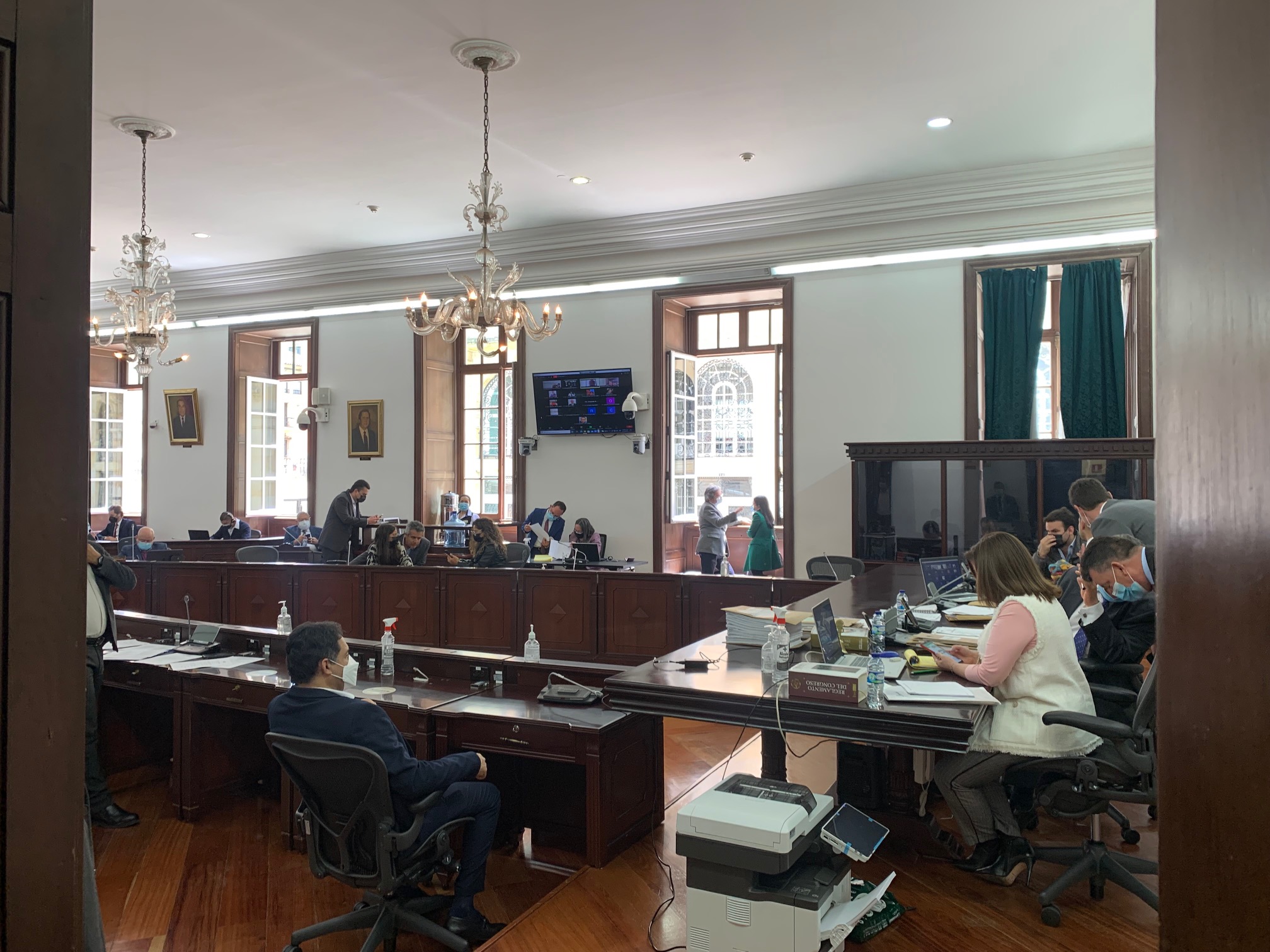 Comisión Primera Senado trabajando