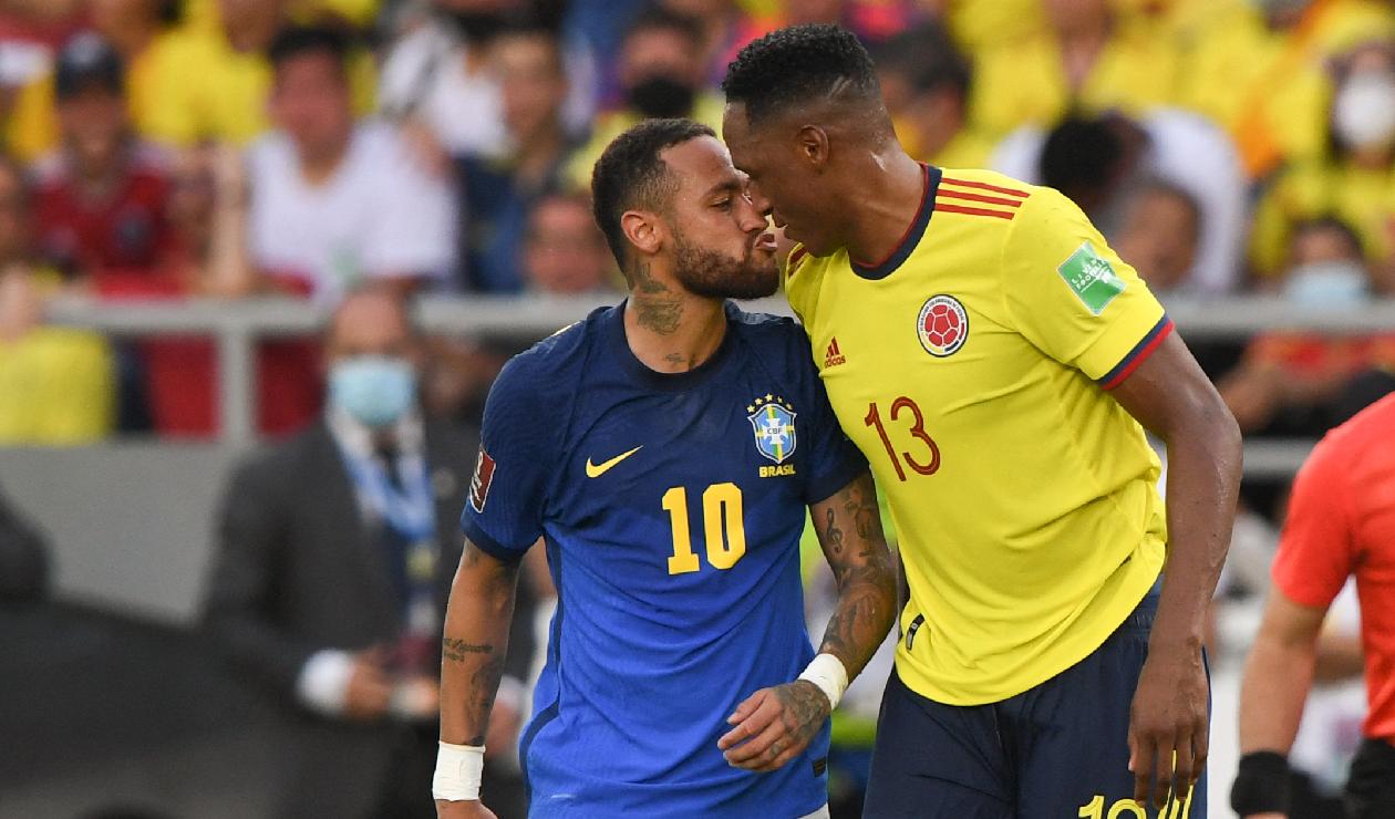 Cara a cara entre Yerry Mina y Neymar