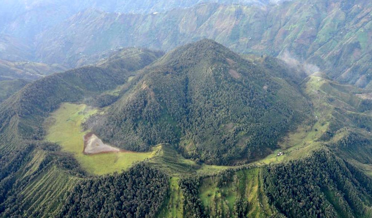 Volcán Machín permanece en monitoreo por actividad sísmica | RCN Radio