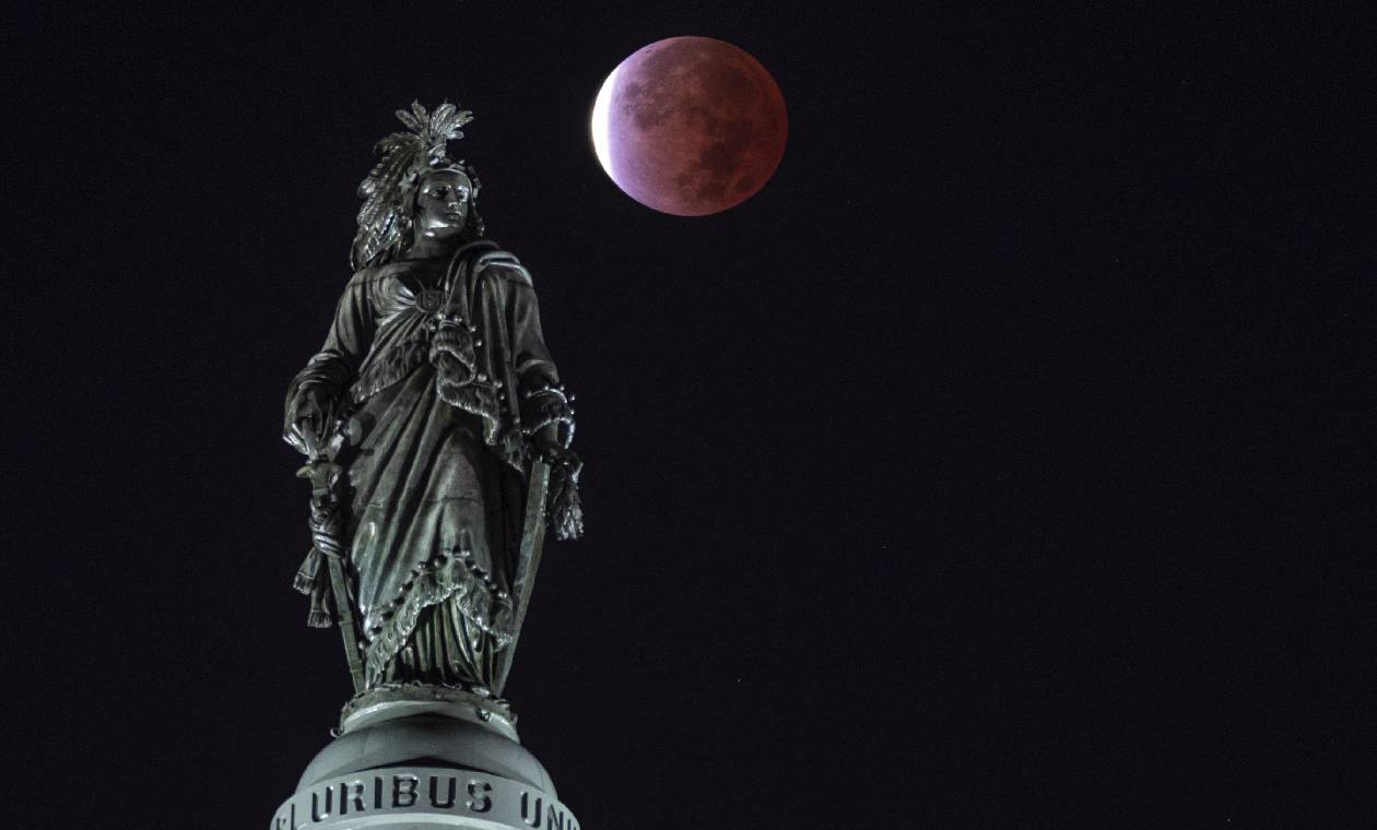 Eclipse lunar en Norteamérica
