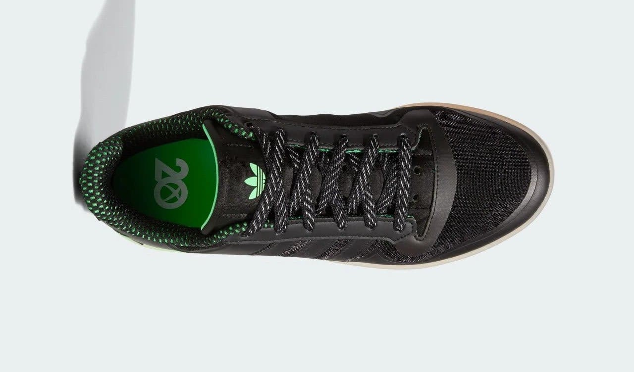 Xbox, tenis adidas