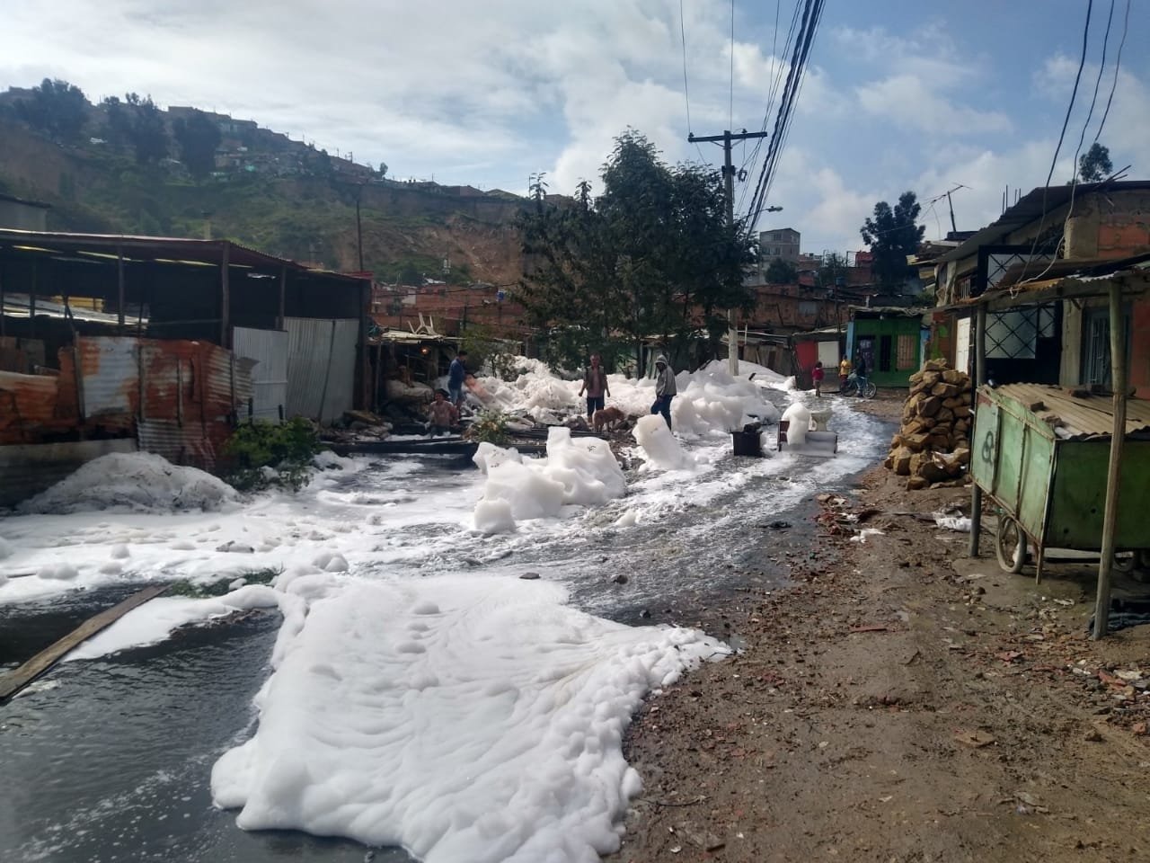 Emergencia Por Espuma Contaminante En Soacha Fue Controlada Rcn Radio