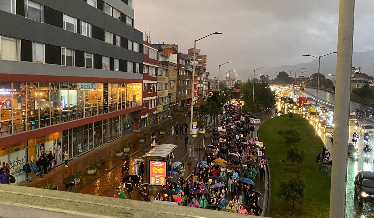 Marcha de feministas en Bogotá