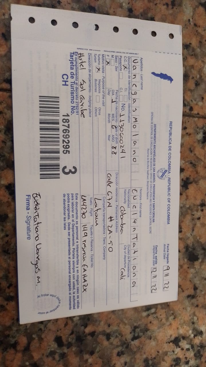 Permiso de entrada a la Isla de una de las víctimas