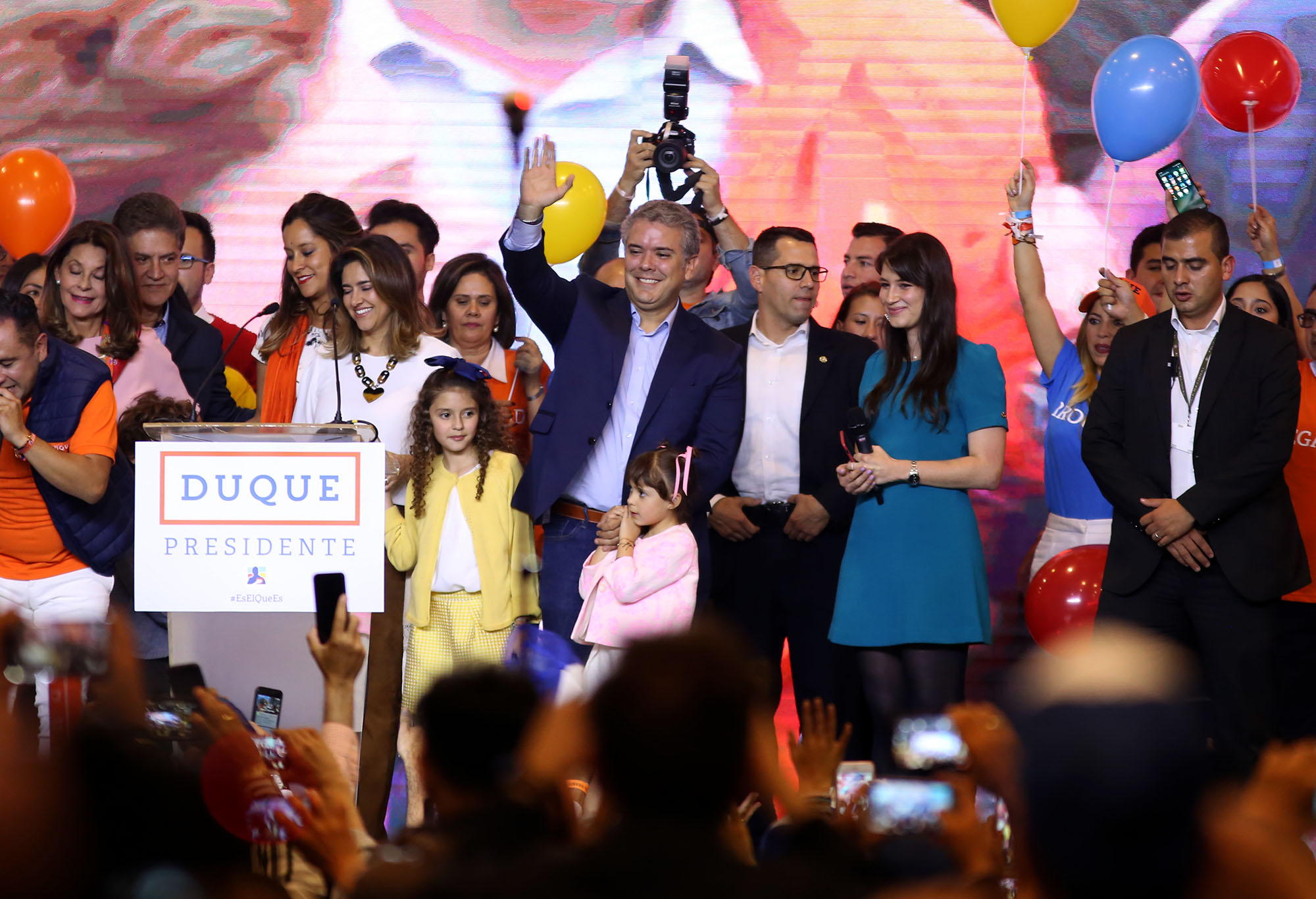 IVÁN DUQUE IVÁN DUQUE