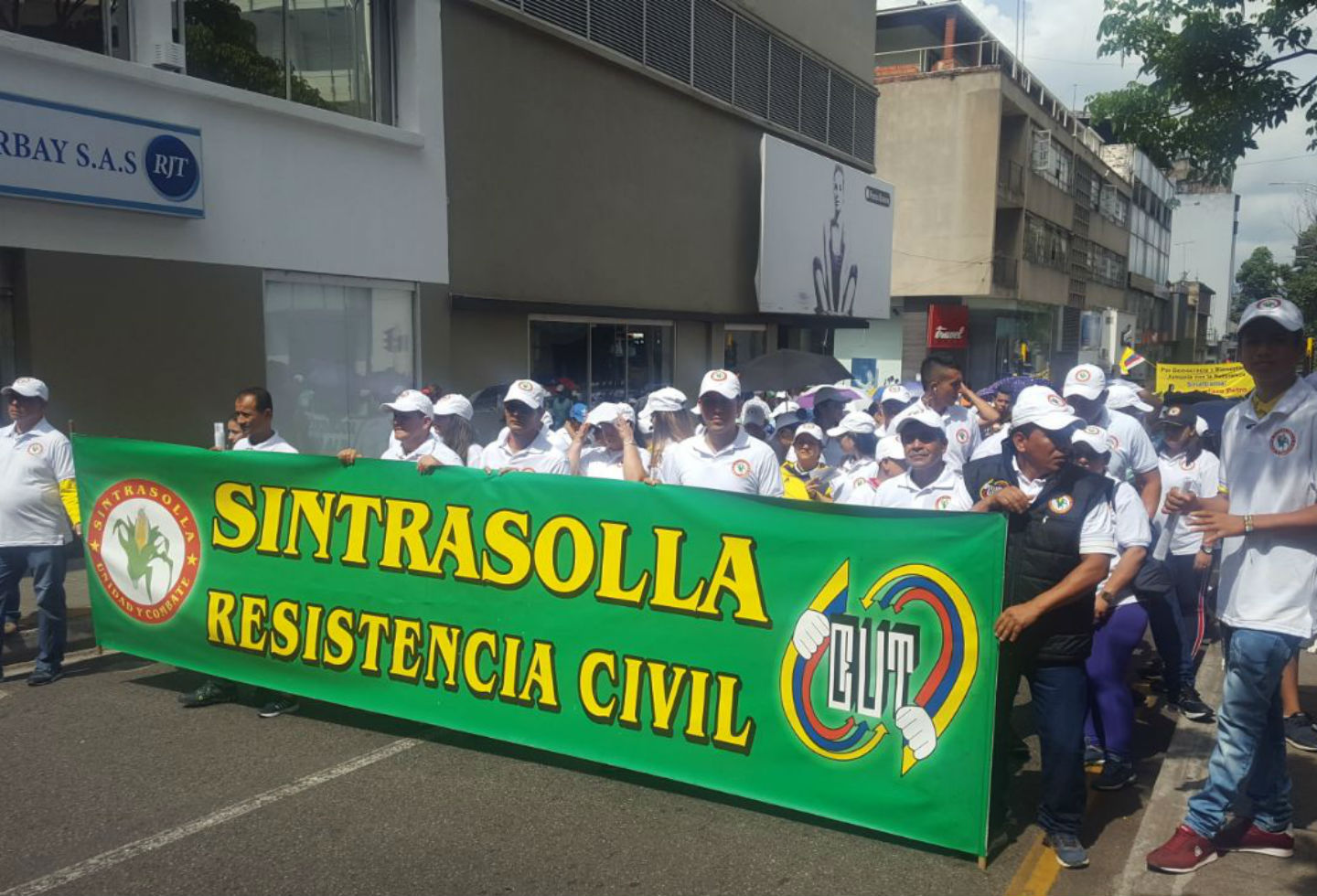 MARCHAS EN BUCARAMANGA MARCHAS EN BUCARAMANGA