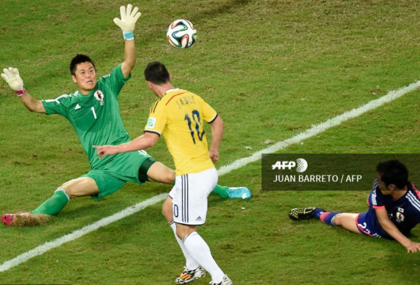 Gol de James Rodríguez ante Japón