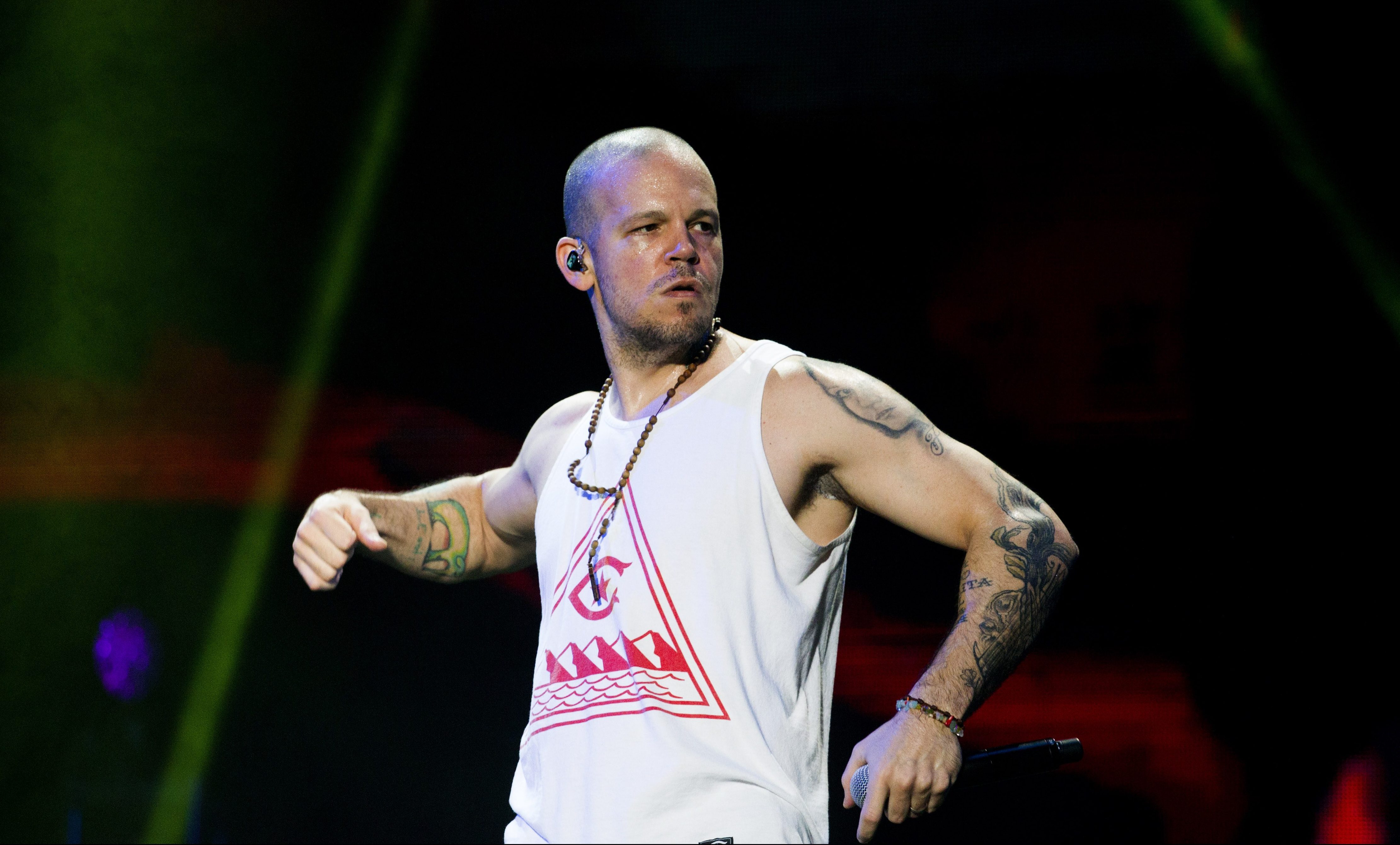 RESIDENTE y BAD BUNNY lanzan nuevo sencillo y video musical “BELLACOSO” -  Sony Music Entertainment Latin