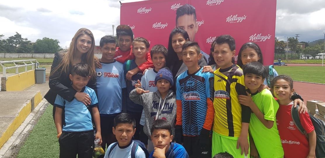Niños beneficiados con el programa de la Fundación Falcao