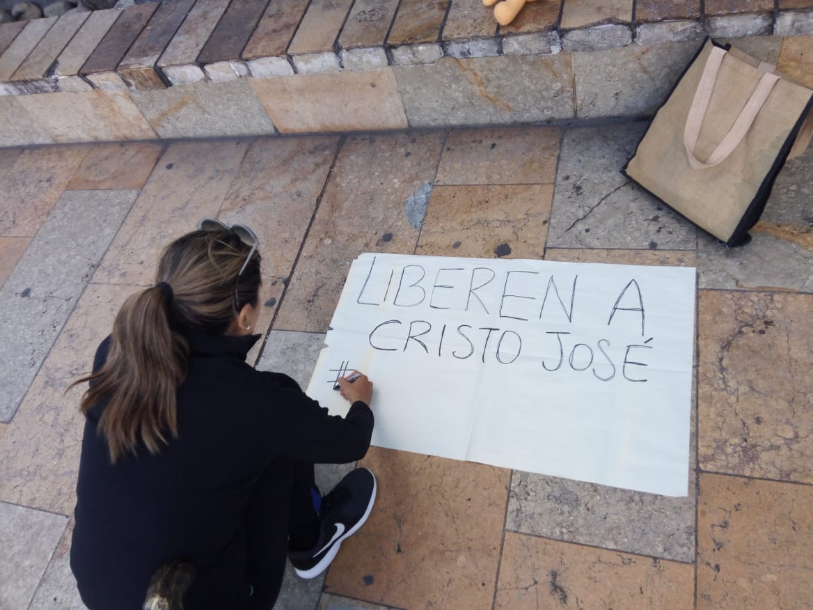 Bogotanos marcharon exigiendo la liberación del menor Bogotanos marcharon exigiendo la liberación del menor