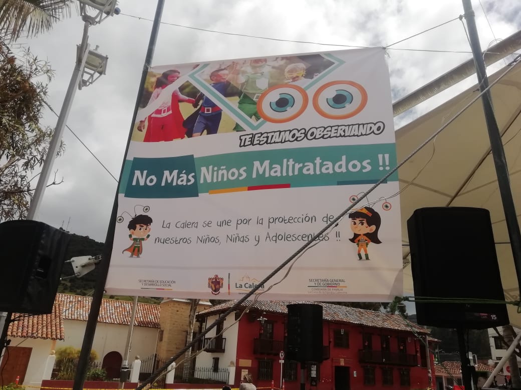 Protesta contra el maltrato infantil