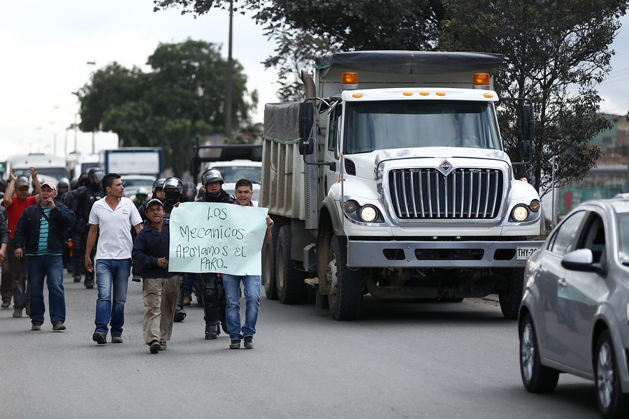 En Bogotá, Marcha De Los Camioneros | RCN Radio