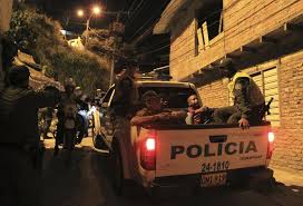 Atentado con explosivos en Tibú: dos policías heridos - RCN Radio
