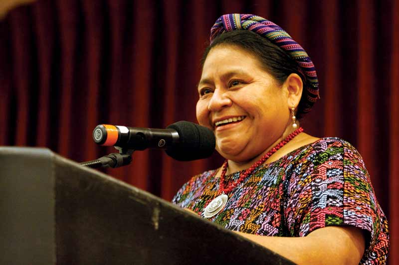 Rigoberta Menchú llega a Valledupar