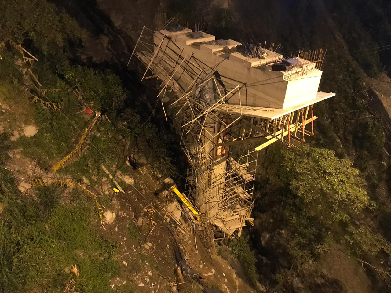 El nuevo accidente en la Vía al Llano dejo 5 personas muertas.