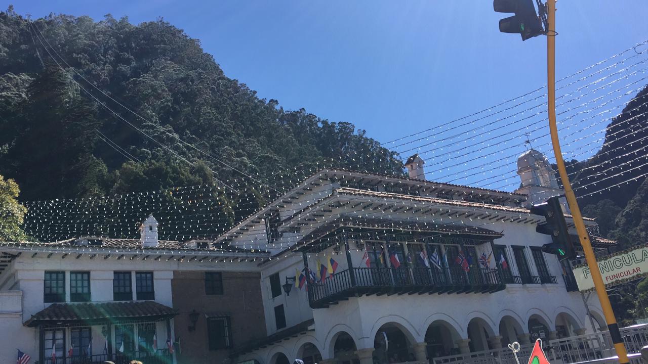 Entrada a Monserrate