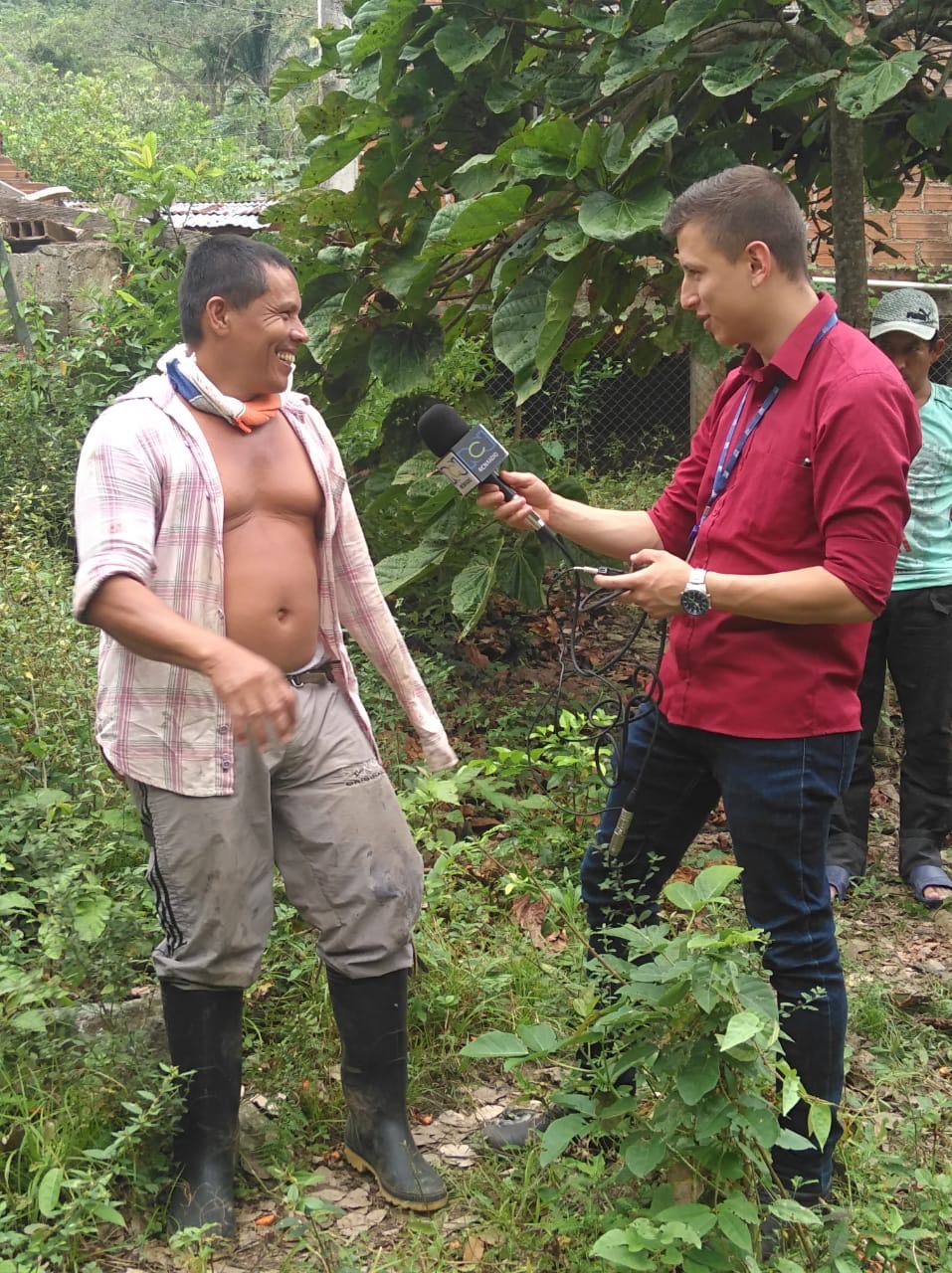 Pescadores en diálogo con RCN y LA FM desde Puerto Valdivia