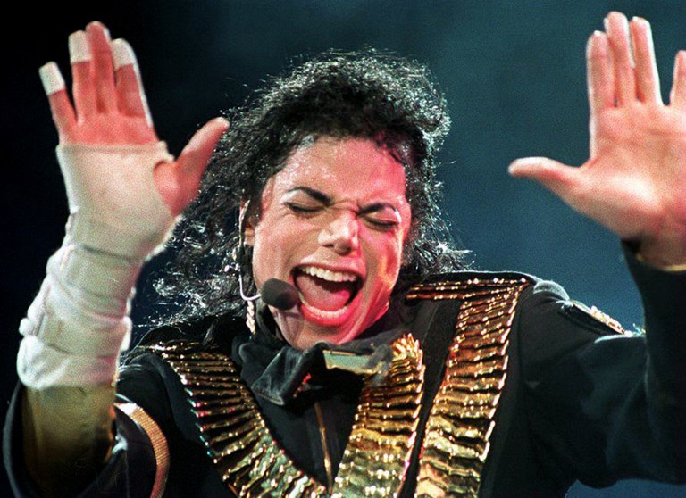 Michael Jackson en vio en Singapur, en el marco de la gira Dangerous (1993)