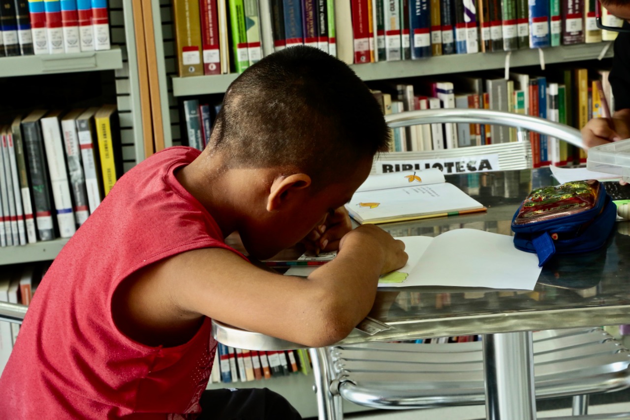 Biblioteca en el Amazonas colombiano