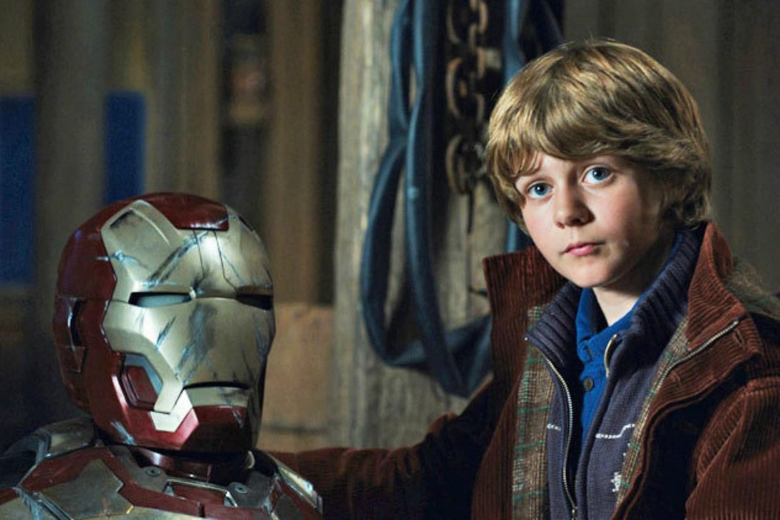 Harley Keener como Ty Simpkins en Iron Man 3