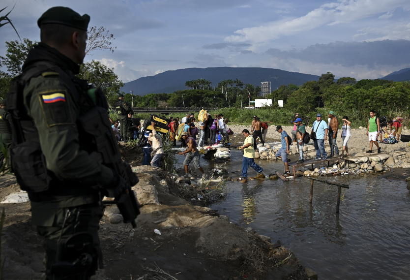 Trocha en frontera colombo venezolana