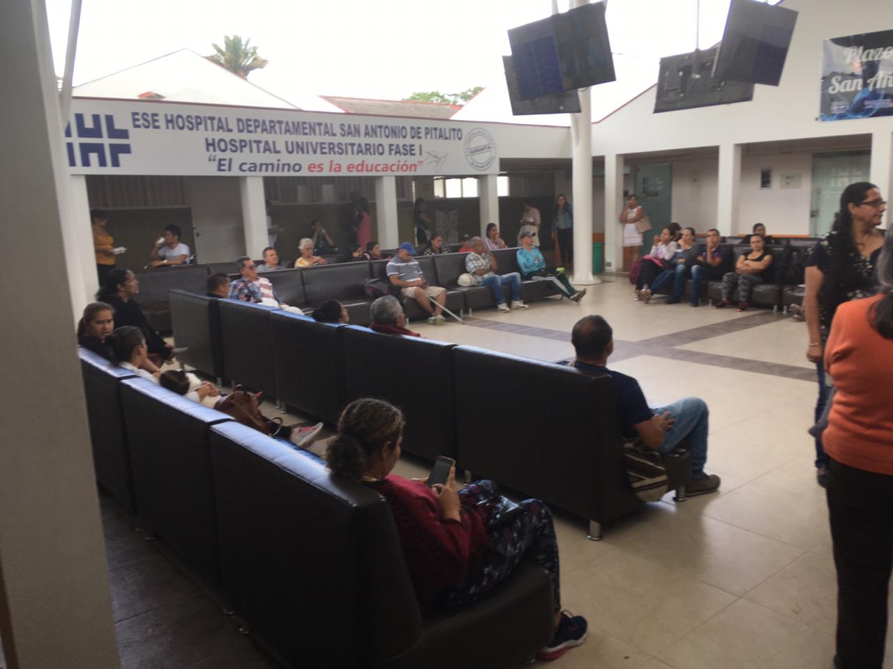 Sala de espera del hospital San Antonio de Pitalito (Huila)