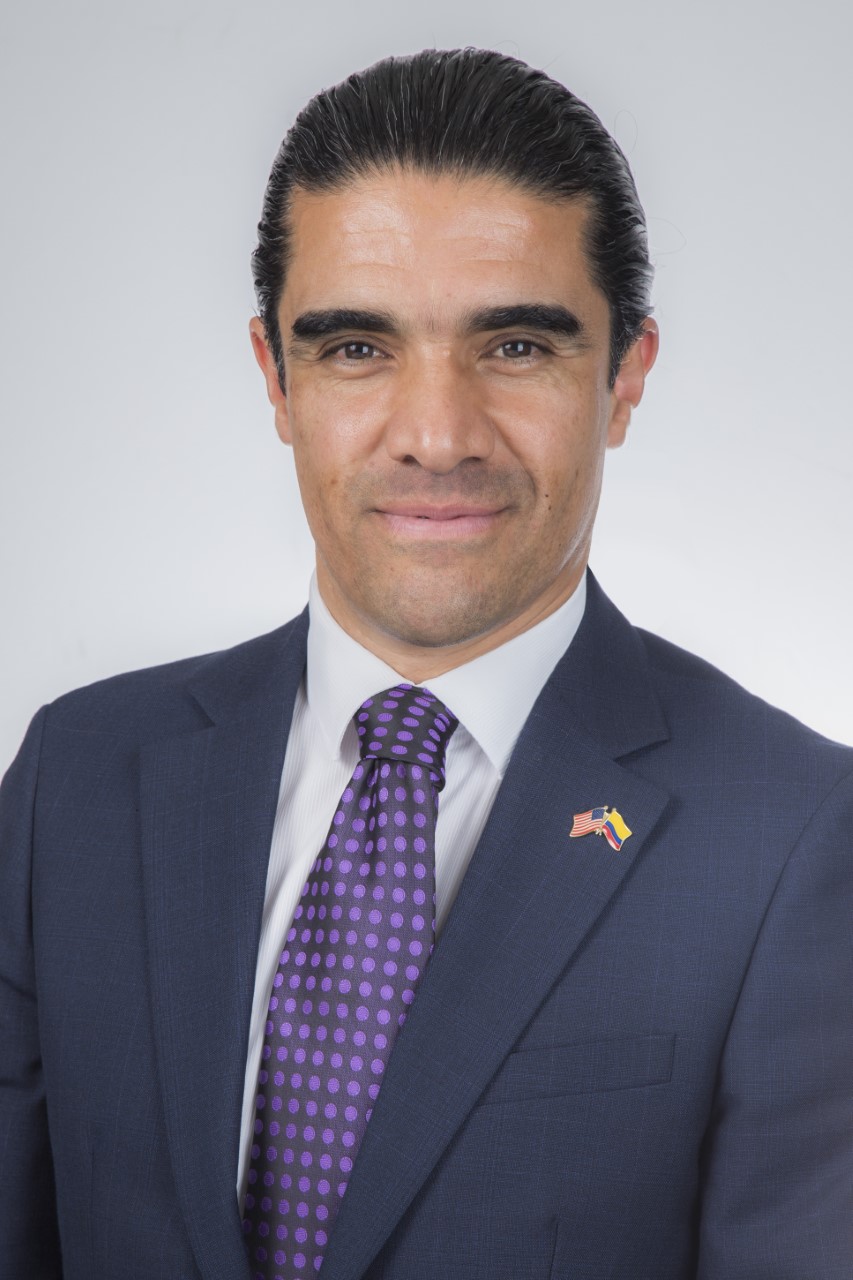 Édgar Pulido, director de oficinas en Colombia de Negocios USA.