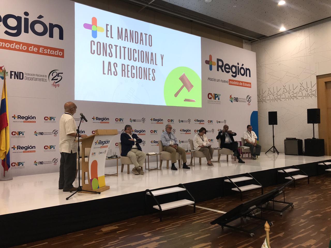 El Canciller Carlos Holmes hizo presencia en el evento.