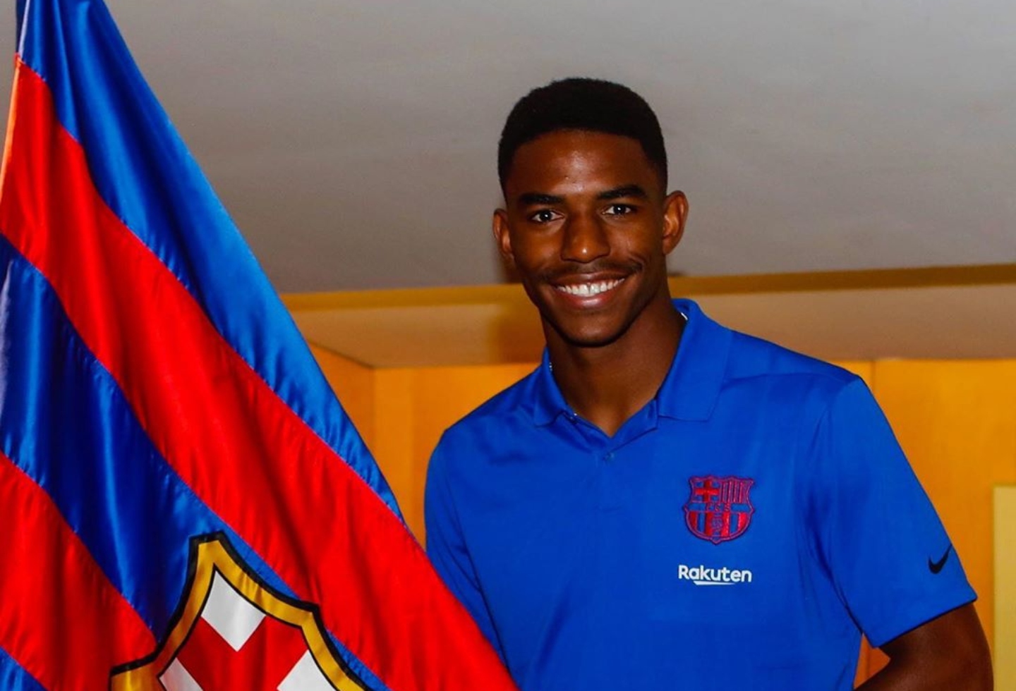 Junior Firpo es nuevo jugador del Barcelona | RCN Radio